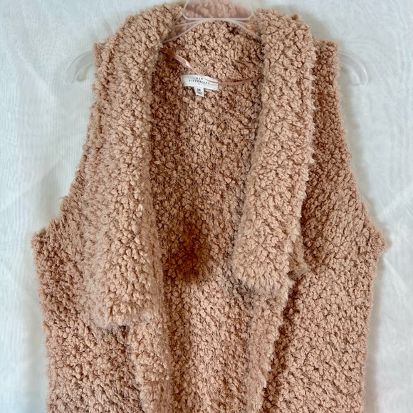 Womens Soft Sleeveless New Dirextions Vest / Medium - Picture 3 of 11